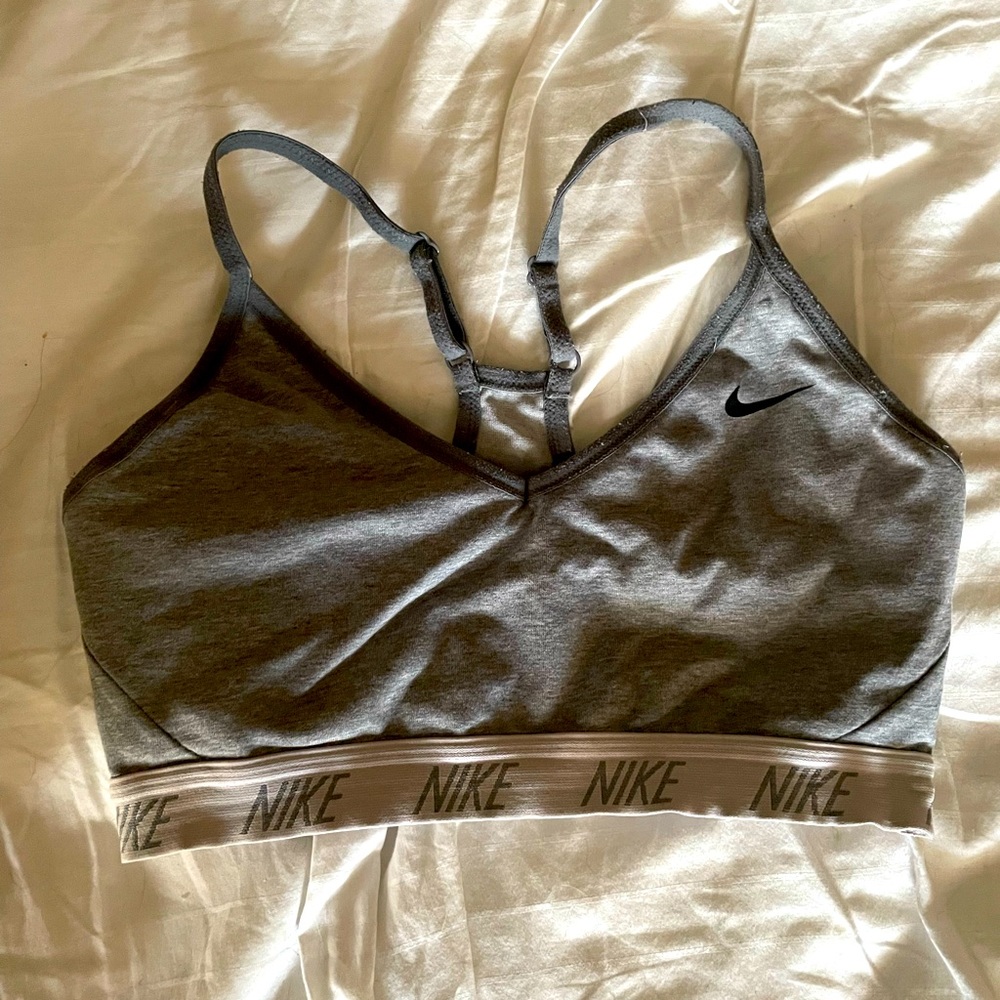 Nike Women’s grey sports bra size M